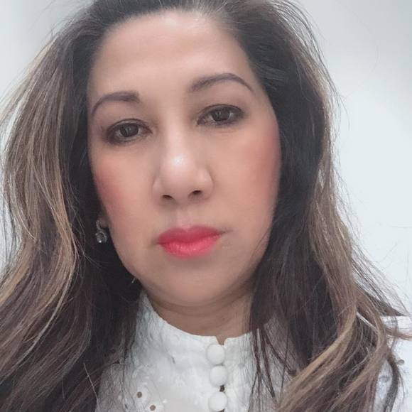 Meet your Posher, Amanda - Picture 1 of 1